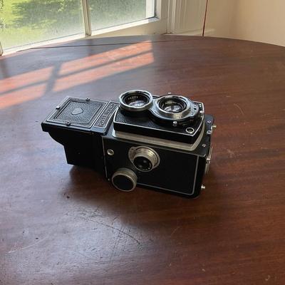 M282 Rolleicord Twin-lens Recorder Camera