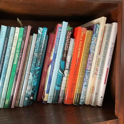 M285 Upholstery & Needlepoint/Sewing Books