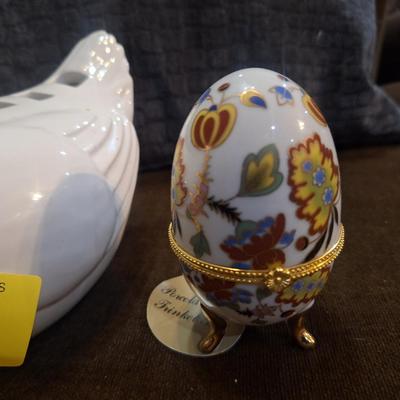 Misc Breakables- chicken, vase and egg