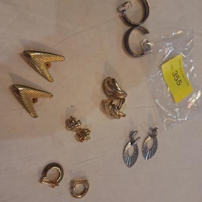 clip on earrings