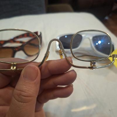 glasses