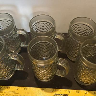Vintage Mug Set