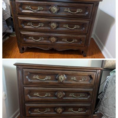 Davis Cabinet Co. 3-drawer Nightstands in Antique Brune Finish (2)