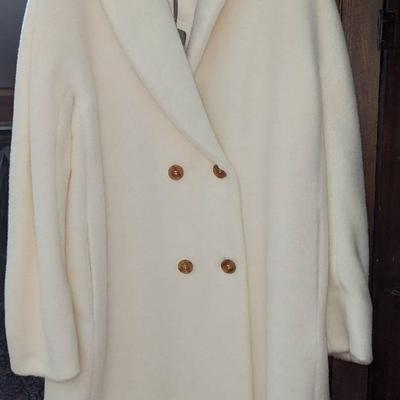 ROSSO35 Double Breasted Coat In White (Italy Size 44/ US12)