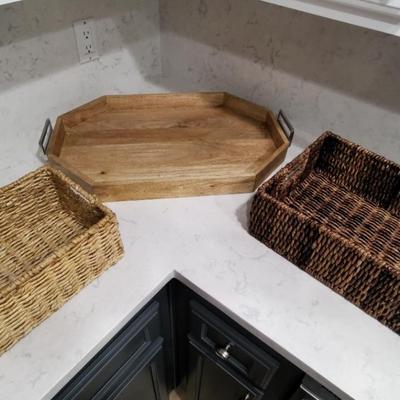 Wickers Baskets & Serving Tray