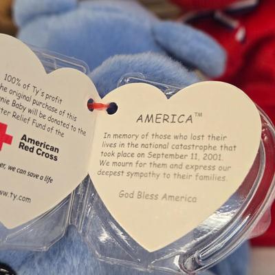 LOT 1: Big Lot of Patriotic TY Beanie Babies