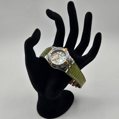 LOT 11: Breitling Starliner B71340 Chronometre Women's Watch