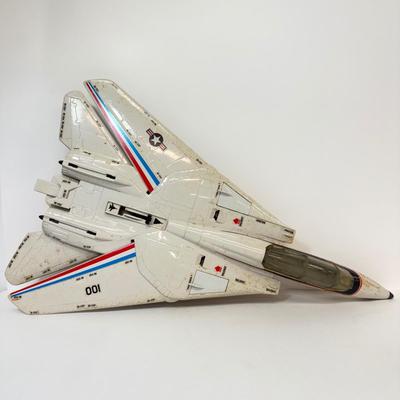 LOT 24: Vintage GI Joe "Combat Jet Skystriker"