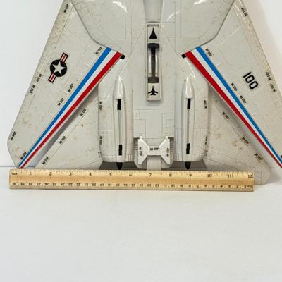 LOT 24: Vintage GI Joe "Combat Jet Skystriker"