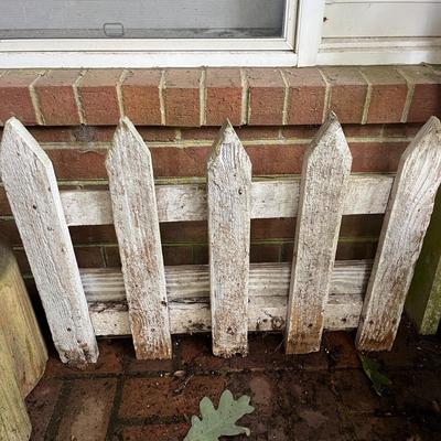 White Benches & Fence (FY-MG)