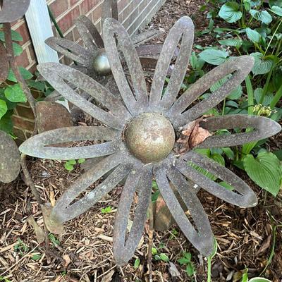 Six Metal Flowers on Stakes (FY-MG)