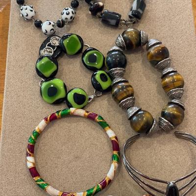 Cool bracelet lot