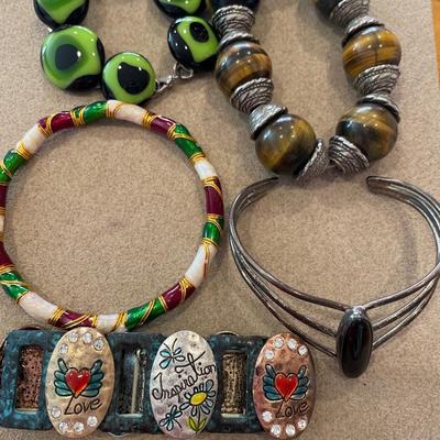 Cool bracelet lot