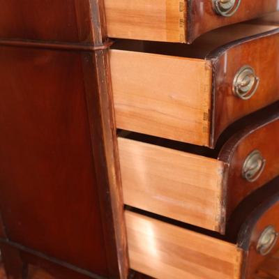 DREXEL Chest of Drawers (2 of 2)
