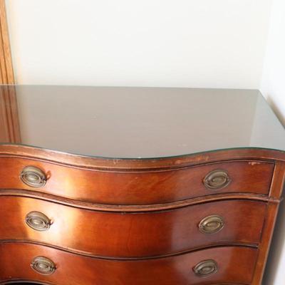 DREXEL Chest of Drawers (2 of 2)