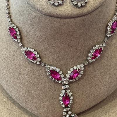 Stunning pink rhinestone set
