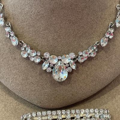 Clear rhinestone necklace and stretch bracelet