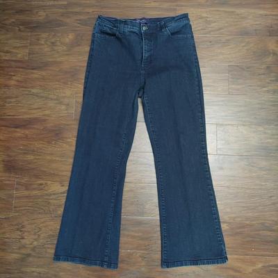Women's Stretch Jeans Size 12 (PB-BBL)
