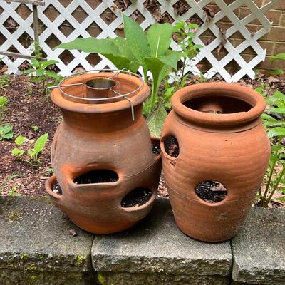 Terra Cotta Pots (BY-MG)