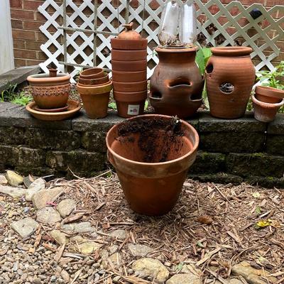 Terra Cotta Pots (BY-MG)