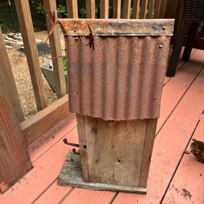 Rustic Birdhouses, Barn Wood & More (BY-MG)