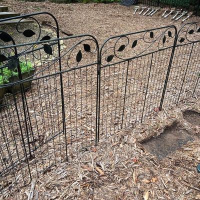 4ft Fence Panels with Leaf Design (BY-RG)