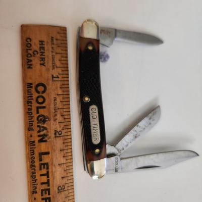 Sale Photo Thumbnail #541: This auction lot is for and Old Timer Pocket Knife by Schrade.  This is a 3-blade knife in pretty good condition for being carried for a few years by its former owner.  Ready for your pocket or purse.