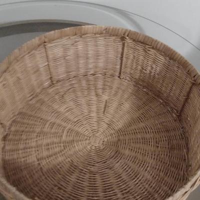 Pair of Wicker Rattan Storage Baskets with Lids