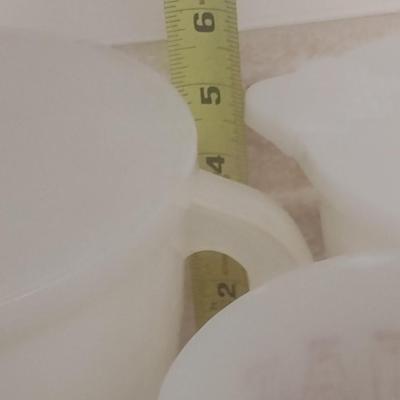 Set of Three Vintage Tupperware Measuring Cups