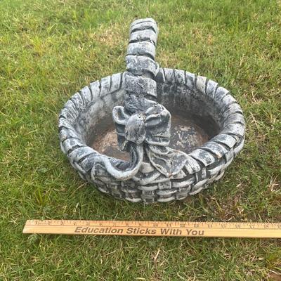 Sale Photo Thumbnail #423: Medium sized concrete basket with bow - see pics for measurements