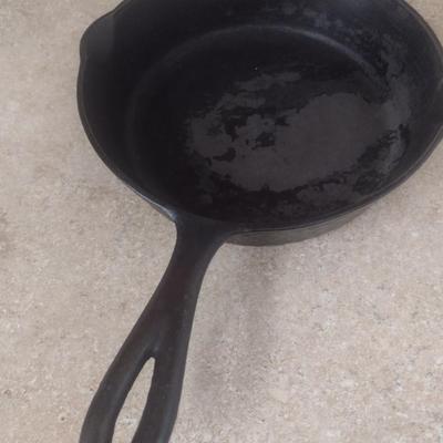 Vintage Cast Iron Skillet with Hammered Exterior Finish