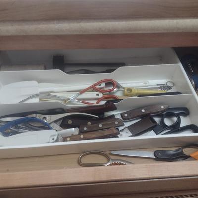 Contents of Kitchen Cabinets as Shown (See all Pictures)