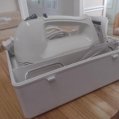 Contents of Kitchen Cabinets as Shown (See all Pictures)