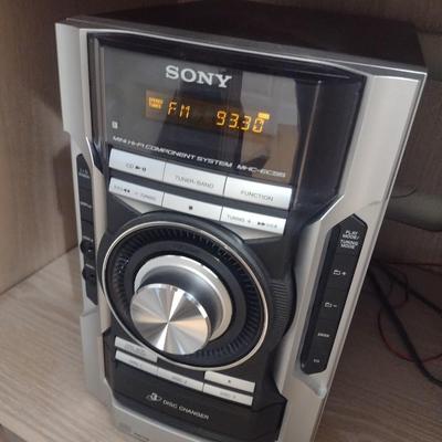 Sony Compact Stereo/CD Player with Two JVC Speakers