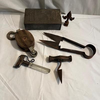 Old Timey Collectible’s - Shears, Pulley & More (C-MG)