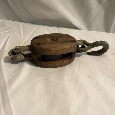 Old Timey Collectible’s - Shears, Pulley & More (C-MG)
