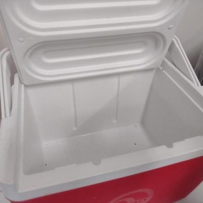 Pair of Coolers Igloo and Gott