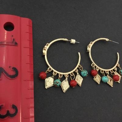 Cute hoop earrings