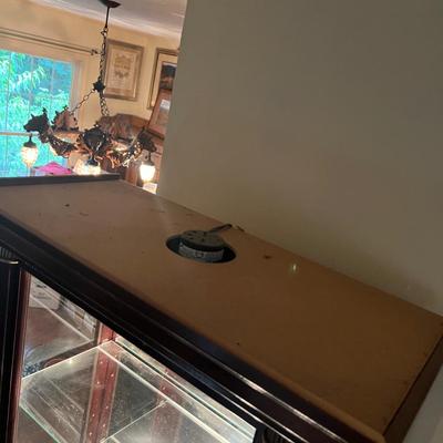 Pulaski Furniture - Slender Curio Cabinet W/Light (LR-RG)