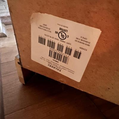 Pulaski Furniture - Slender Curio Cabinet W/Light (LR-RG)