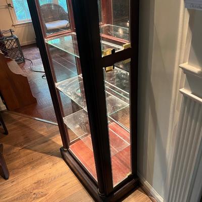 Pulaski Furniture - Slender Curio Cabinet W/Light (LR-RG)