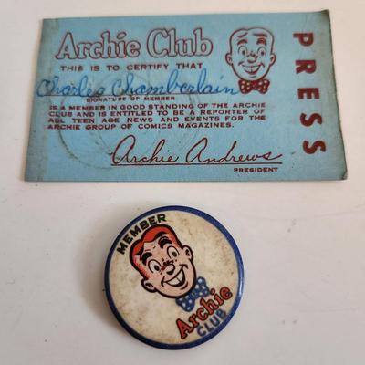 Sale Photo Thumbnail #595: This auction lot is for a Vintage Leather Child's Wallet with Contents.  The wallet itself is quite the find but the contents are also interesting.  There is an Archie's Club Membership Card with an Archie's Pin, a Boy Scout card, a Knot Hole Gang Card fr
