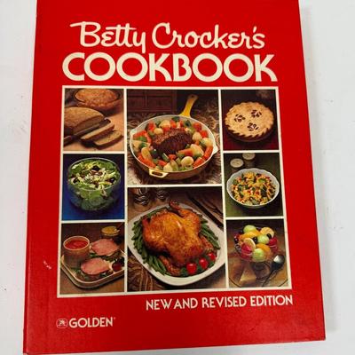 Vintage Betty Crocker Cookbook 1969 red