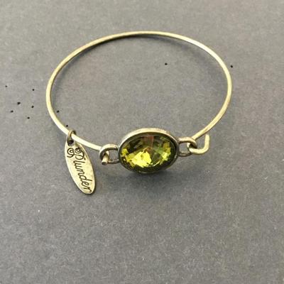 Cute plunder bracelet