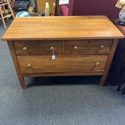 Vintage 3 Drawer Dresser
