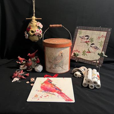 Red Cardinals & Chickadees Home Decor (LR-RG)