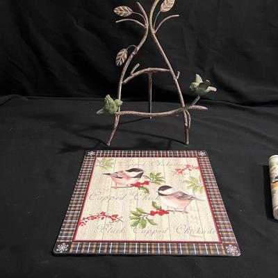 Red Cardinals & Chickadees Home Decor (LR-RG)