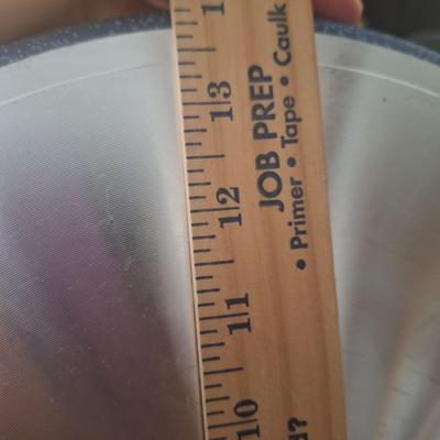 Large non stick casserole pot