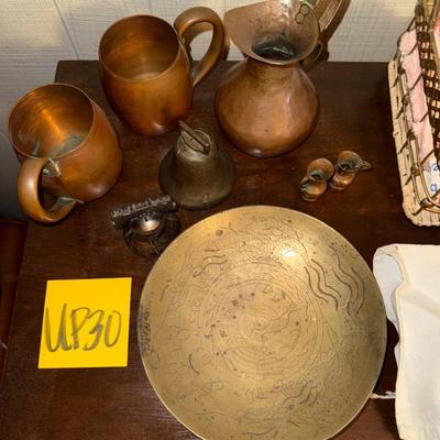 Sale Photo Thumbnail #92: Various decor. See photos