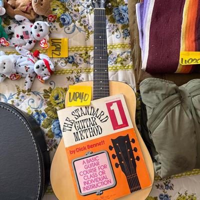 Sale Photo Thumbnail #125: Standard Guitar Method book, acoustic guitar